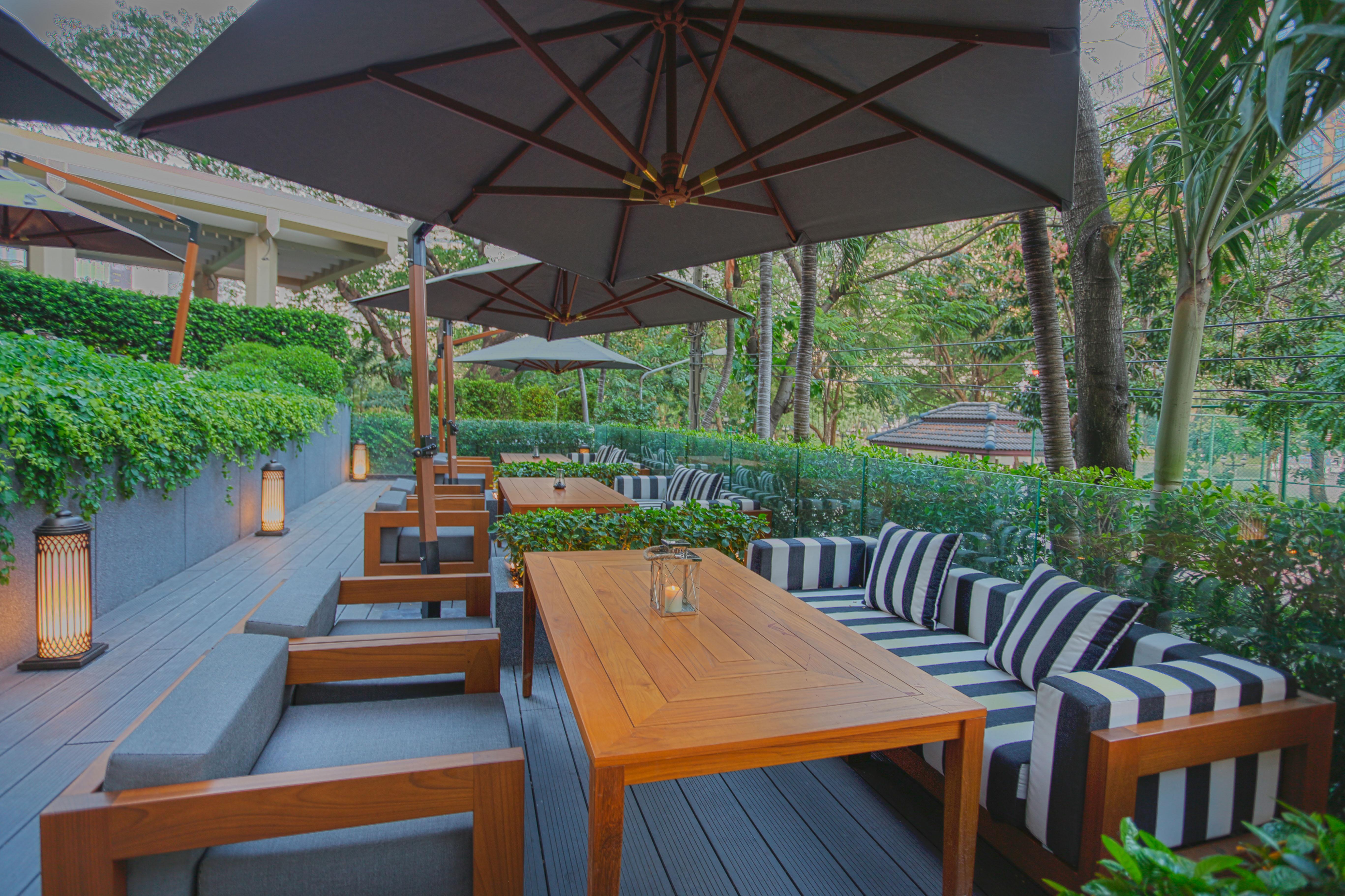 Bangkok Marriott Marquis Queens Park Eksteriør bilde The Deck