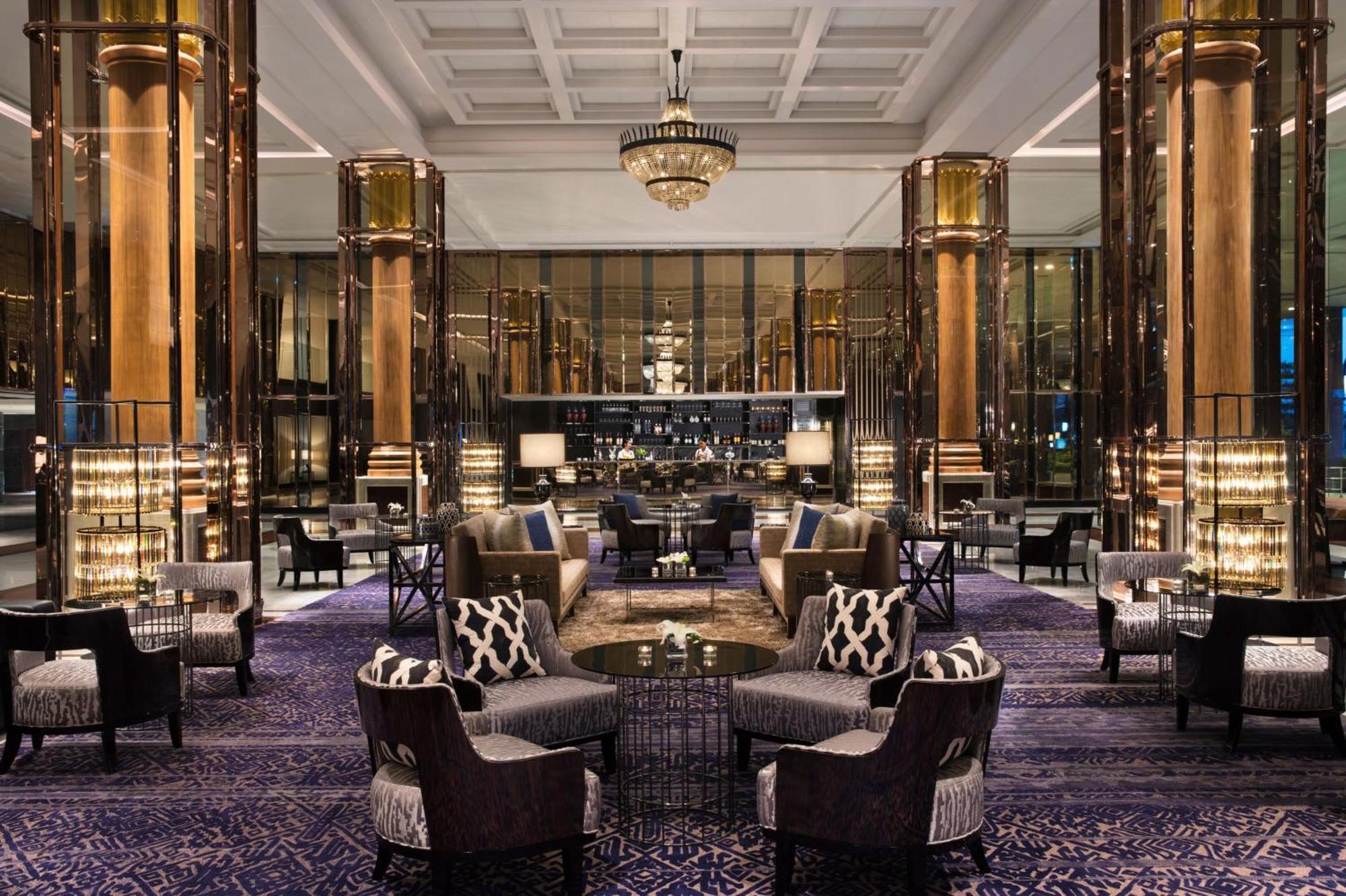 Bangkok Marriott Marquis Queens Park Eksteriør bilde The lobby of the hotel