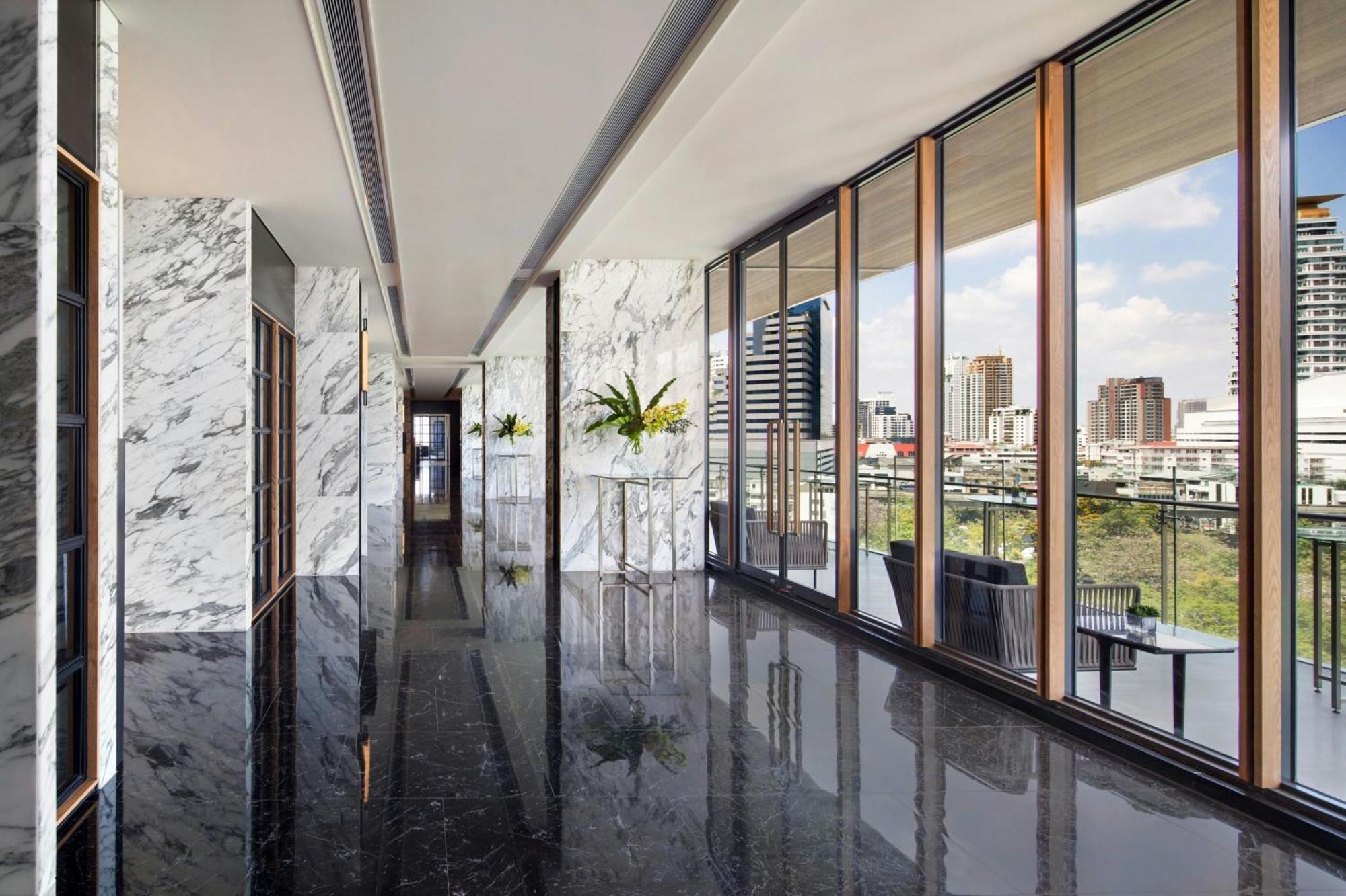 Bangkok Marriott Marquis Queens Park Eksteriør bilde The 101 Sky Lounge